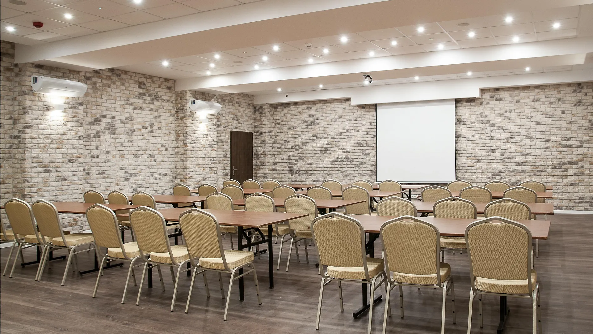 Hotel Wilga Krakov 3*,  Polsko